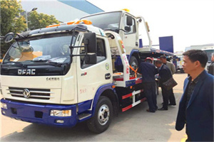 天水汽车道路救援拖车价格